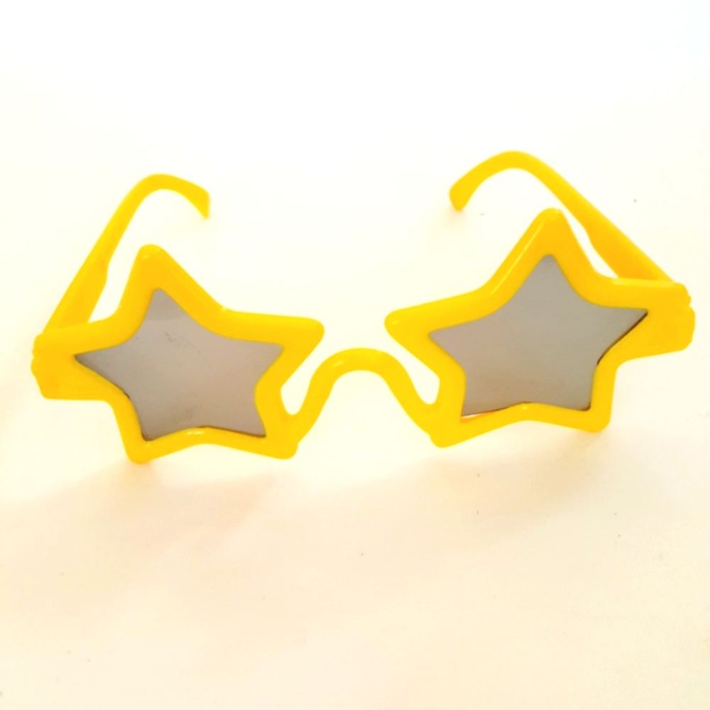 Child Unisex Sunglasses Daffodil Yellow Frame STAR Dog Photo Prop